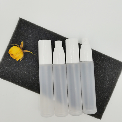 Berijpte Plastic Kosmetische Fles Vastgestelde 5ml 10ml 15ml 50ml 100ml voor Huidzorg Verpakking