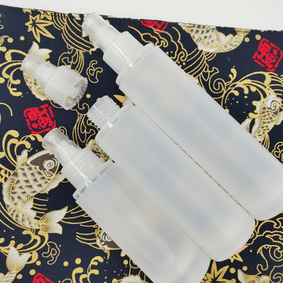 Berijpte Plastic Kosmetische Fles Vastgestelde 5ml 10ml 15ml 50ml 100ml voor Huidzorg Verpakking