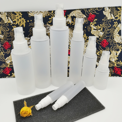 Berijpte Plastic Kosmetische Fles Vastgestelde 5ml 10ml 15ml 50ml 100ml voor Huidzorg Verpakking