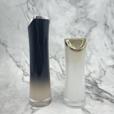 Luxe Acrylschoonheidsmiddel die Fles Zonder lucht 50ml 100ml met de Pijp van de Bladvorm verpakken