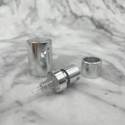 Navulbare Spuitbus 15/400 van de Parfumpomp de Dosering van 0.07ML 0.09ML met Zilveren Kraag