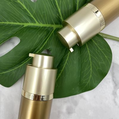 Het gouden Actuator van de Pompflessen van 30ml 15ml Dubbele Muur Galvaniseren Zonder lucht voor Schoonheidsmiddelen