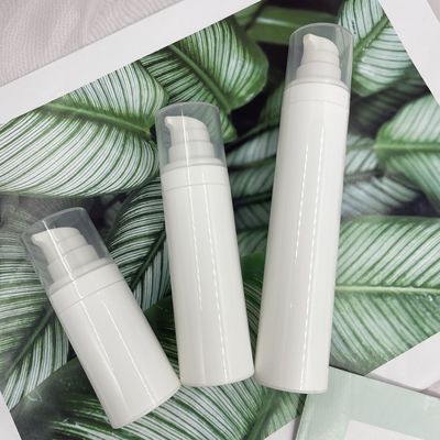 Ronde Breuk bij het de Zijdeonderzoek Zonder lucht 50ml van de Pompfles voor Room