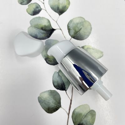 De zilveren Plastic Hand Moisturiser van de Behandelingspomp 0.2ML/T 20/410 Gemetalliseerde Sluiting