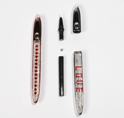 Van het de Buislichaam van het bootontwerp de Oppervlakte Vullende Capaciteit 0.8-1.0ML van Diamond Style Leather Style Customizable