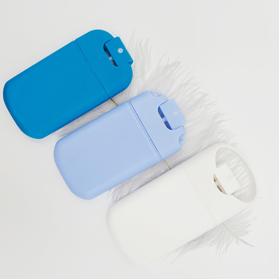 De Flessenspuitbus 20ml 30ml van de nieuwe vullingskaart met Silicone Lanyard Round Shoulder Design Cap